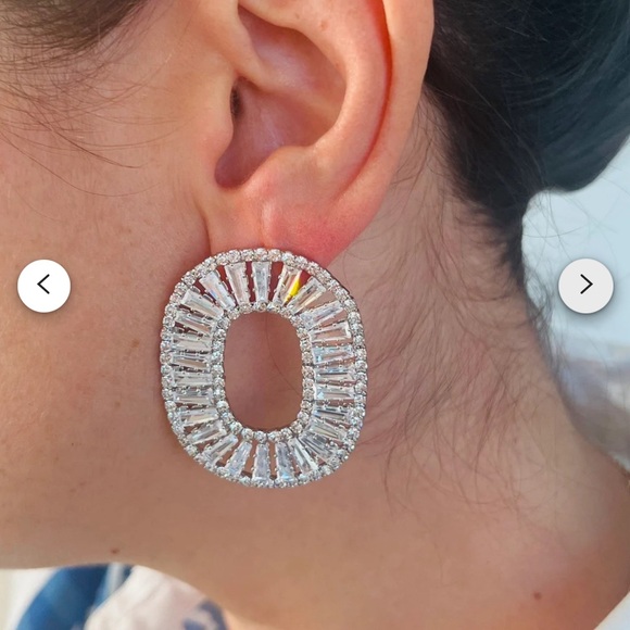Natasha  Swarovski Baguette Round Earring - Picture 5 of 5